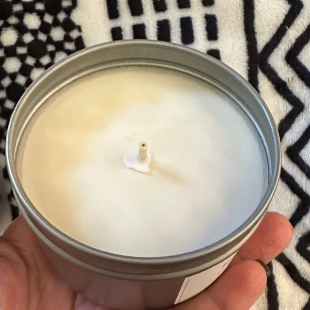 TRADER JOE'S Scented Candle Tin Honeycrisp Apple 5.7 oz. Soy Wax